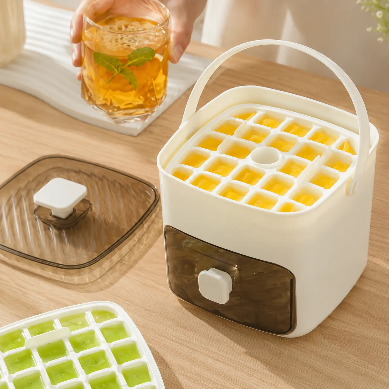 Pojemnik do lodu Ice Maker 48-Cube